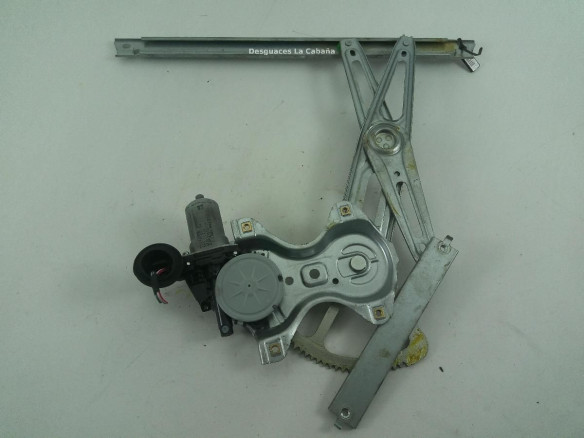 857100D100 ELEVALUNAS PUERTA LAT DEL DER TOYOTA YARIS (_P13_) |Desguaces La Cabaña