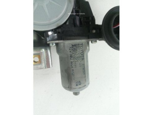 857100D100 ELEVALUNAS PUERTA LAT DEL DER TOYOTA YARIS (_P13_) |Desguaces La Cabaña