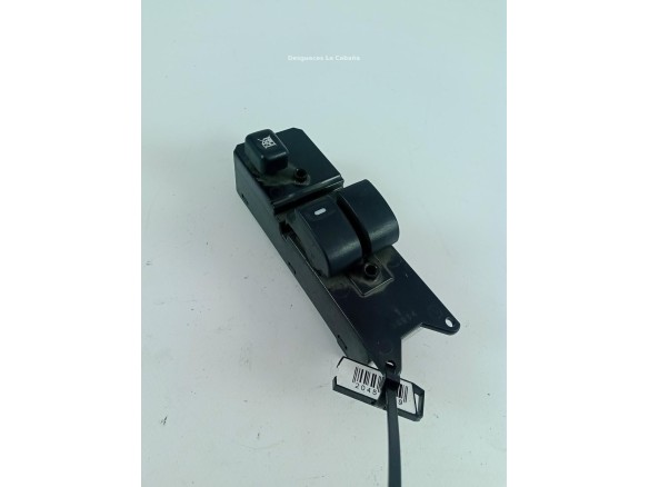 SinValor MANDO ELEVALUNAS PUERTA LAT DEL IZQ MITSUBISHI COLT Furgoneta/hatchback (Z3_V) |Desguaces La Cabaña