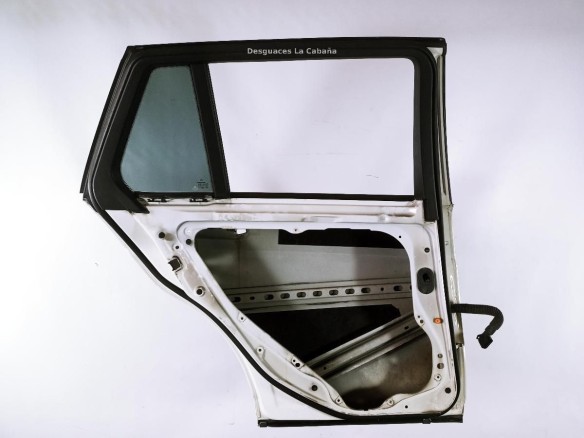 A2047302100  PUERTA LAT TRA IZQ MERCEDES BENZ CLASE C T-Model (S204) |Desguaces La Cabaña