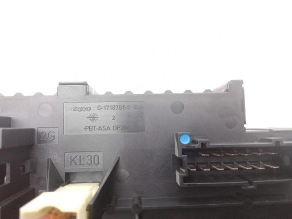 CAJA FUSIBLES INTERIOR (BSI) MERCEDES BENZ CLASE C (W204) |Desguaces La Cabaña