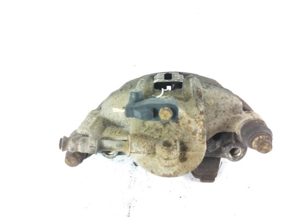 A0014206383 PINZA DEL IZQ MERCEDES BENZ VITO Furgón (638) |Desguaces La Cabaña