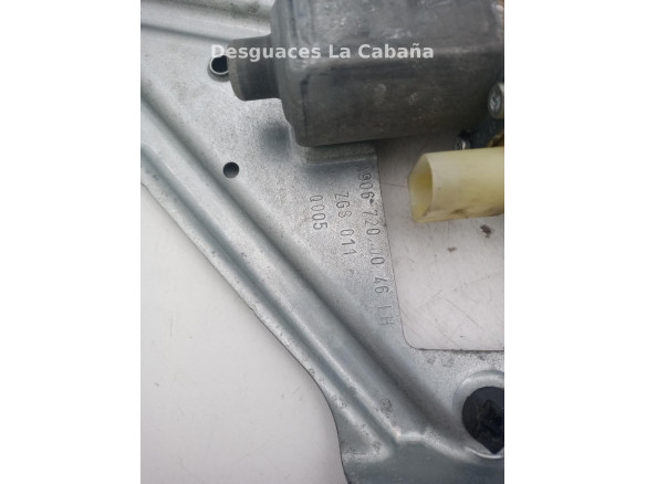 ELEVALUNAS PUERTA LAT DEL IZQ VW CRAFTER 30-35 Autobús (2E_) |Desguaces La Cabaña