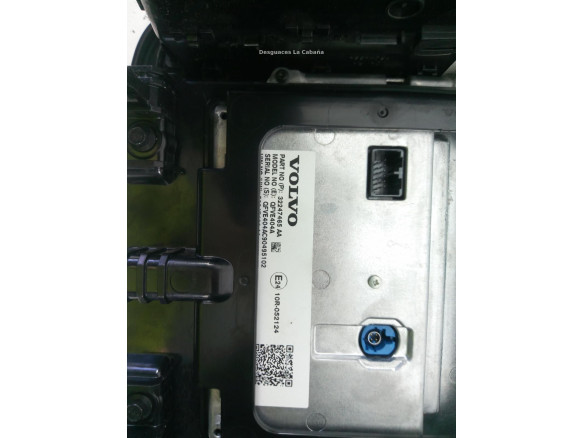 32247465AA PANTALLA MULTIMEDIA VOLVO XC40 (536) |Desguaces La Cabaña