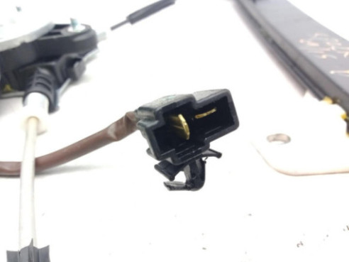 ELEVALUNAS PUERTA LAT DEL DER CHEVROLET SPARK (M300) |Desguaces La Cabaña