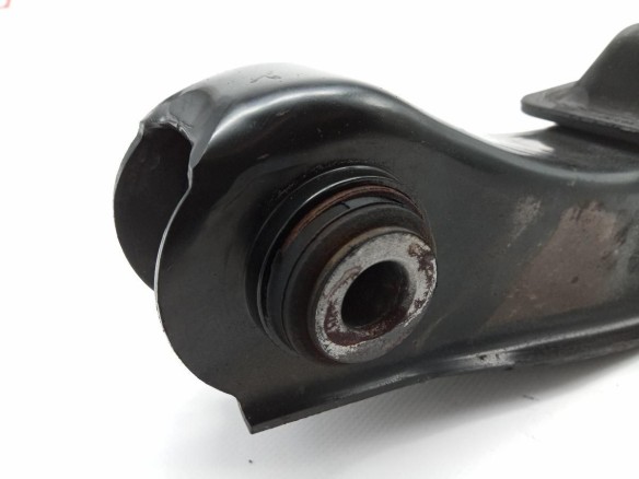 545004A600 BRAZO SUSPENSION DEL DER INF HYUNDAI H-1 / STAREX Limusina |Desguaces La Cabaña