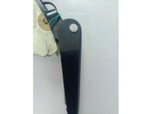 BRAZO LIMPIAPARABRISAS DELANTERO IZQUIERDO|Desguaces La Cabaña 2