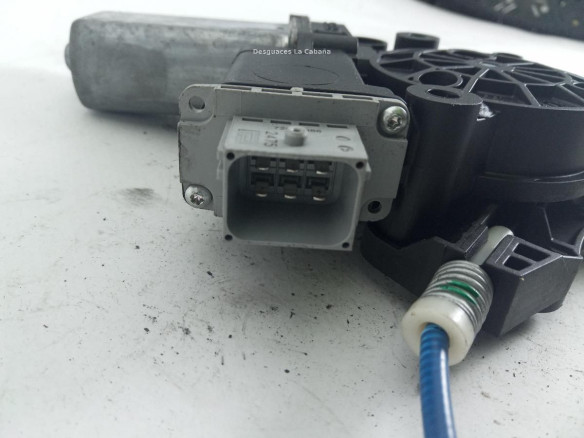 3R2811 ELEVALUNAS PUERTA LAT DEL DER OPEL CORSA E (X15) |Desguaces La Cabaña