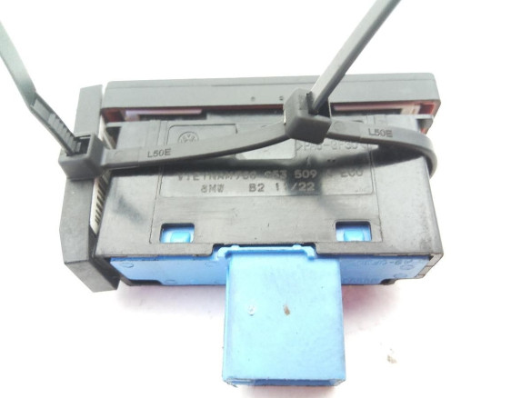 7C0953509A INTERRUPTOR WARNING VW CRAFTER Furgón (SY_) |Desguaces La Cabaña