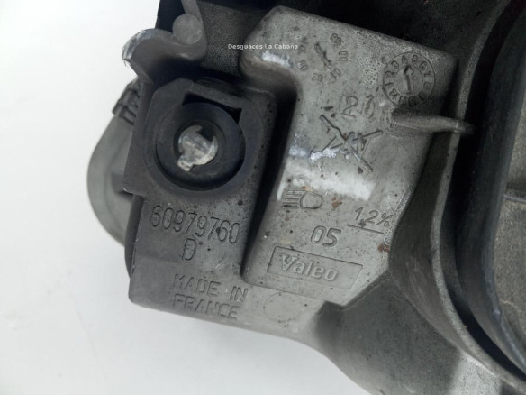 60979760 FARO DERECHO CITROEN EVASION Limusina (22, U6) |Desguaces La Cabaña