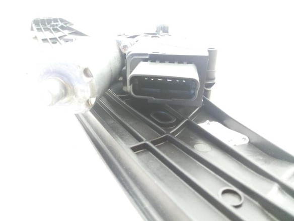 9840190280 ELEVALUNAS PUERTA LAT TRA IZQ PEUGEOT 3008 SUV (M_) |Desguaces La Cabaña