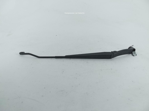 8250A171 BRAZO LIMPIAPARABRISAS DEL IZQ MITSUBISHI ASX (GA_W_) |Desguaces La Cabaña