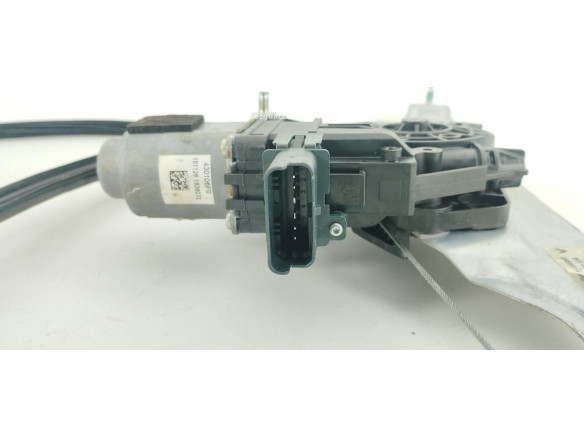 807215959R ELEVALUNAS PUERTA LAT DEL IZQ RENAULT MEGANE IV (B9A/M_) |Desguaces La Cabaña