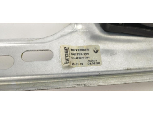 807215959R ELEVALUNAS PUERTA LAT DEL IZQ RENAULT MEGANE IV (B9A/M_) |Desguaces La Cabaña