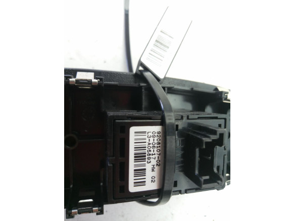 920810702 MANDO ELEVALUNAS PUERTA LAT DEL DER BMW 3 Gran Turismo (F34) |Desguaces La Cabaña