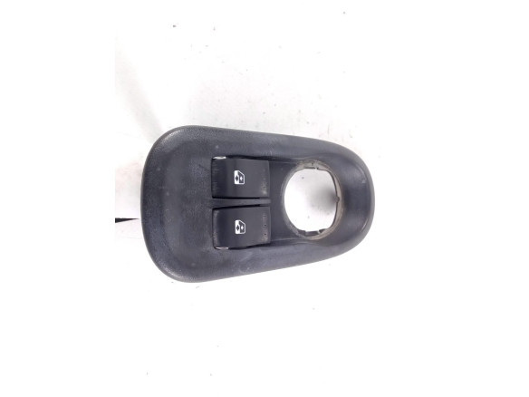 MANDO ELEVALUNAS PUERTA LAT DEL IZQ RENAULT MASTER III Furgón (FV) |Desguaces La Cabaña