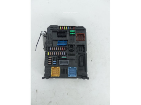 9830790580 CAJA FUSIBLES INTERIOR (BSI) PEUGEOT 5008 II |Desguaces La Cabaña