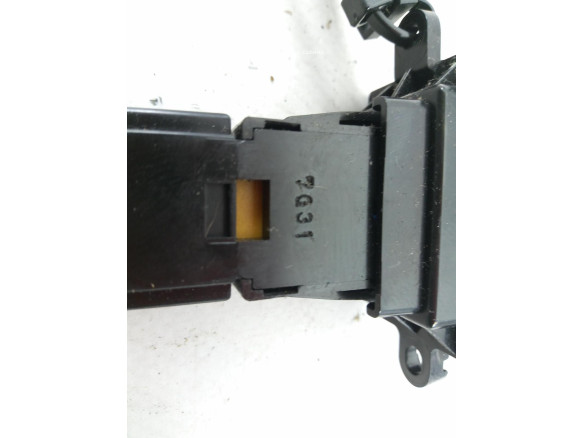 INTERRUPTOR WARNING MITSUBISHI MONTERO IV (V8_W, V9_W) |Desguaces La Cabaña