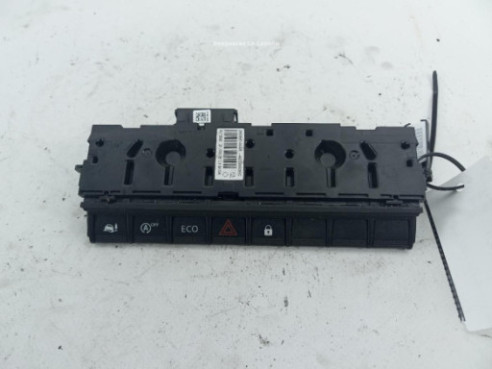 NE136608C07711590, 283E81404R INTERRUPTOR WARNING RENAULT MASTER III Caja/Chasis (EV, HV, UV) |Desguaces La Cabaña