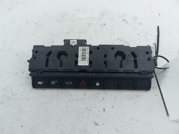 NE136608C07711590, 283E81404R INTERRUPTOR WARNING RENAULT MASTER III Caja/Chasis (EV, HV, UV) |Desguaces La Cabaña