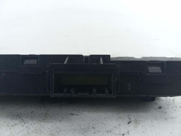 NE136608C07711590, 283E81404R INTERRUPTOR WARNING RENAULT MASTER III Caja/Chasis (EV, HV, UV) |Desguaces La Cabaña