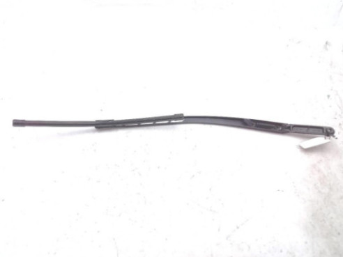 8P1955408A BRAZO LIMPIAPARABRISAS DEL DER AUDI A3 Sportback (8PA) |Desguaces La Cabaña