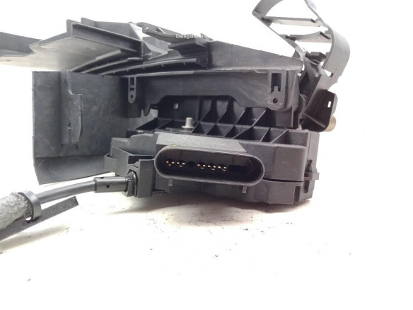 CERRADURA PUERTA LAT DEL IZQ FORD FOCUS III |Desguaces La Cabaña