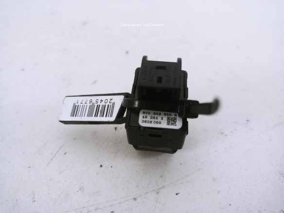 8V0959855B MANDO ELEVALUNAS PUERTA LAT TRA IZQ AUDI Q2 (GAB) |Desguaces La Cabaña