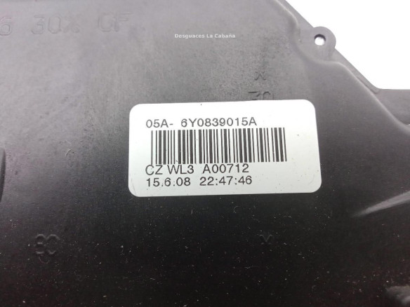 6Y0839015A CERRADURA PUERTA LAT TRA IZQ SKODA FABIA II (542) |Desguaces La Cabaña
