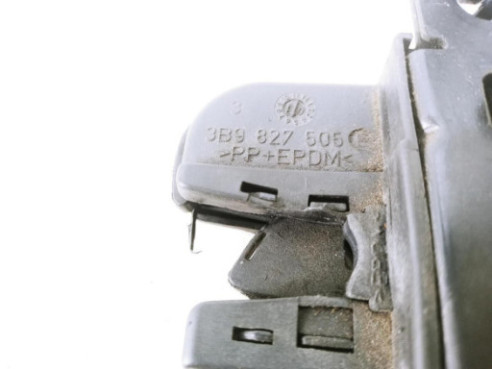 3B9827505 CERRADURA PORTON / TAPA MALETA VW PASSAT (3B3) |Desguaces La Cabaña