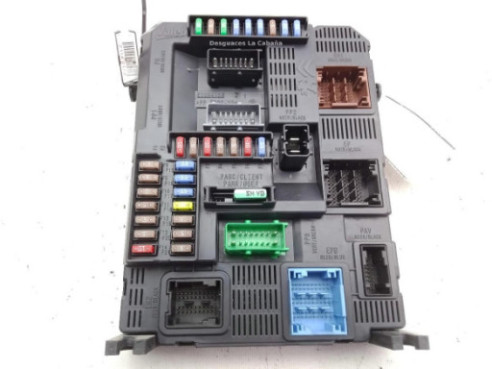 CAJA FUSIBLES INTERIOR (BSI)|Desguaces La Cabaña 2