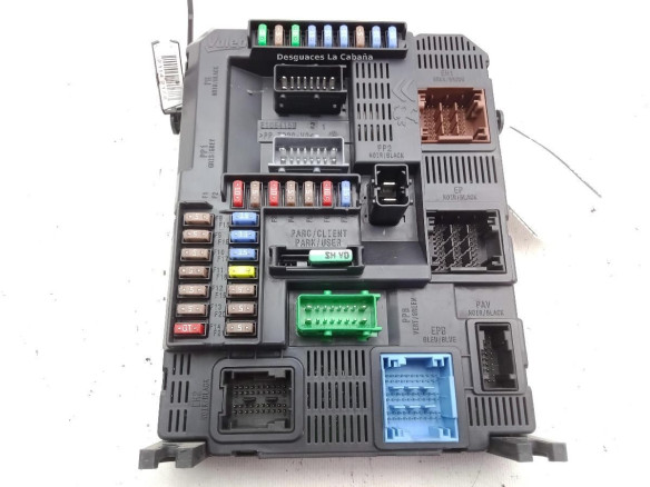 9807054180 CAJA FUSIBLES INTERIOR (BSI) PEUGEOT 308 II |Desguaces La Cabaña