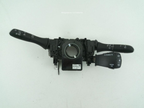 255676935A MANDO COMPLETO RENAULT MEGANE IV (B9A/M_) |Desguaces La Cabaña