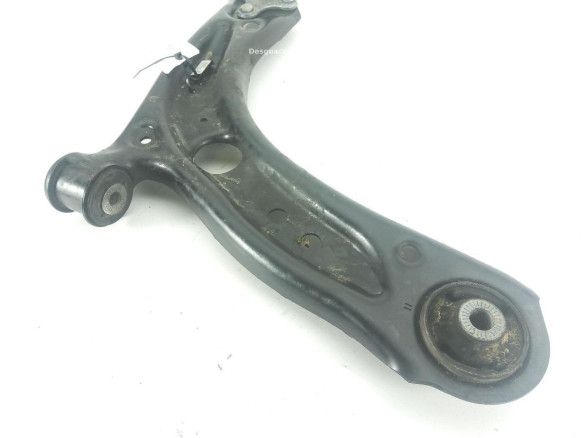 5Q0407151L BRAZO SUSPENSION DEL DER INF SEAT LEON (5F1) |Desguaces La Cabaña