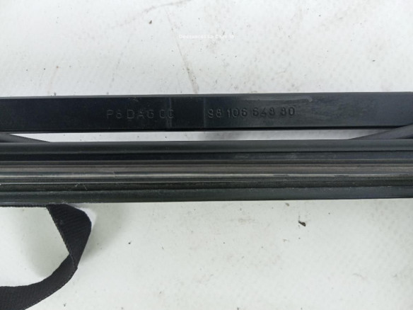 9810664880 BRAZO LIMPIAPARABRISAS DEL IZQ PEUGEOT 5008 II |Desguaces La Cabaña