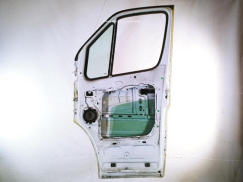 2E0831052 PUERTA LAT DEL DER VW CRAFTER 30-50 Furgón (2E_) |Desguaces La Cabaña