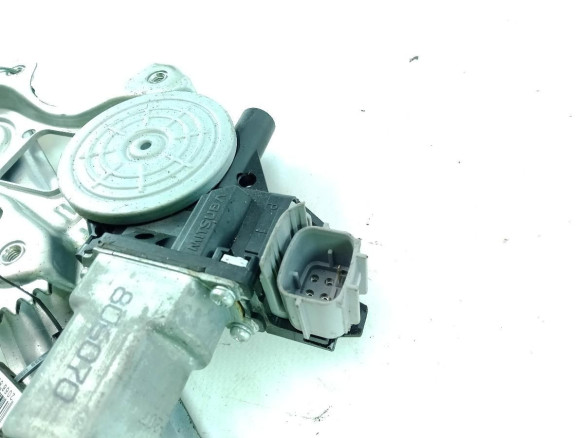 ELEVALUNAS PUERTA LAT TRA IZQ NISSAN JUKE (F15) |Desguaces La Cabaña