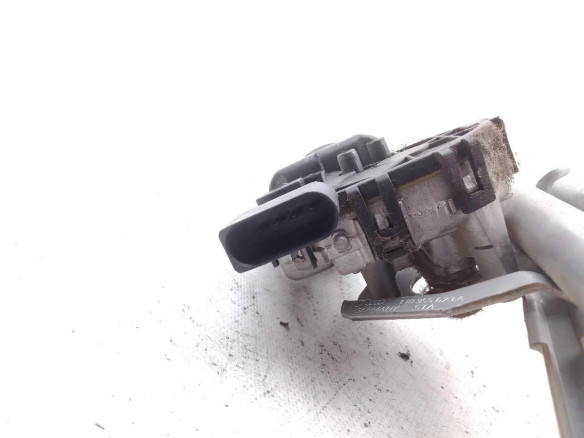 MOTOR LIMPIAPARABRISAS DEL VW GOLF IV (1J1) |Desguaces La Cabaña