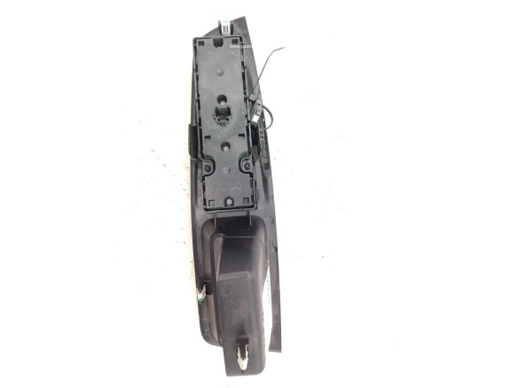 SinValor MANDO ELEVALUNAS PUERTA LAT DEL IZQ FORD S-MAX |Desguaces La Cabaña