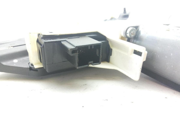 8T0959802A ELEVALUNAS PUERTA LAT DEL DER AUDI A5 (8T3) |Desguaces La Cabaña