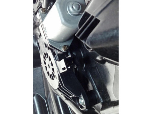 A0009060908 ELEVALUNAS PUERTA LAT TRA DER MERCEDES BENZ CLASE A (W177) |Desguaces La Cabaña