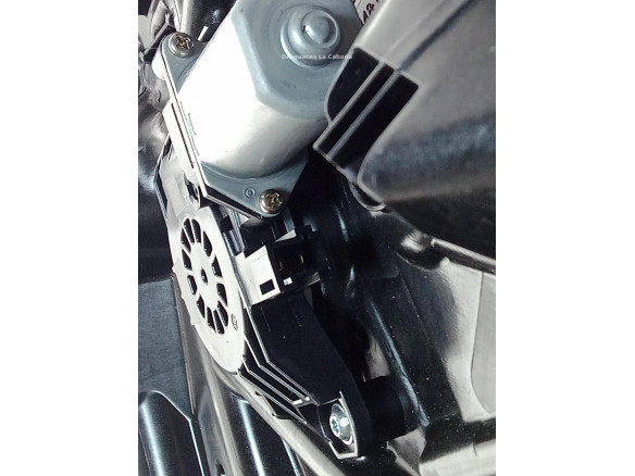 A0009060908 ELEVALUNAS PUERTA LAT TRA DER MERCEDES BENZ CLASE A (W177) |Desguaces La Cabaña