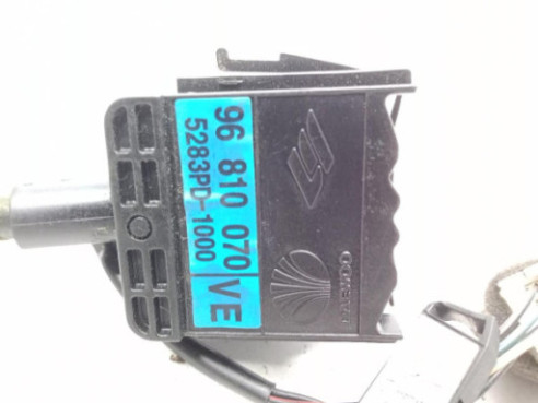96810070 MANDO LIMPIAPARABRISAS CHEVROLET AVEO Fastback (T250, T255) |Desguaces La Cabaña