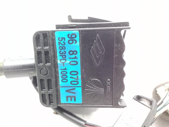 96810070 MANDO LIMPIAPARABRISAS CHEVROLET AVEO Fastback (T250, T255) |Desguaces La Cabaña