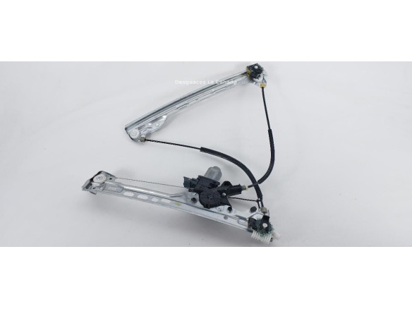 807206746R ELEVALUNAS PUERTA LAT DEL DER RENAULT MEGANE IV (B9A/M_) |Desguaces La Cabaña