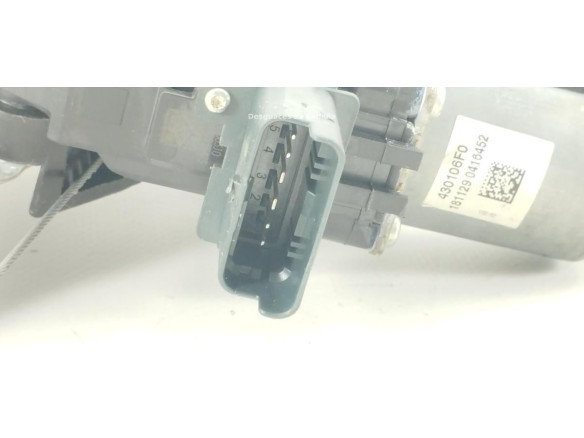807206746R ELEVALUNAS PUERTA LAT DEL DER RENAULT MEGANE IV (B9A/M_) |Desguaces La Cabaña