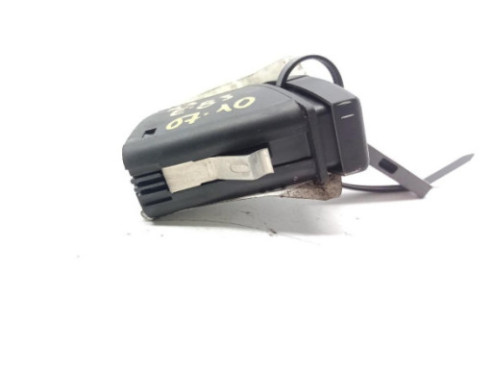 6131-6919506-04 INTERRUPTOR WARNING VW CADDY III Furgón (2KA, 2KH, 2CA, 2CH) |Desguaces La Cabaña