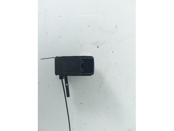 575927225 INTERRUPTOR FRENO MANO ELECTRICO SEAT LEON (5F1) |Desguaces La Cabaña