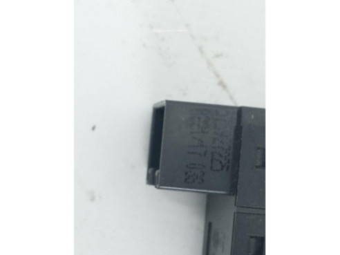 575927225 INTERRUPTOR FRENO MANO ELECTRICO SEAT LEON (5F1) |Desguaces La Cabaña