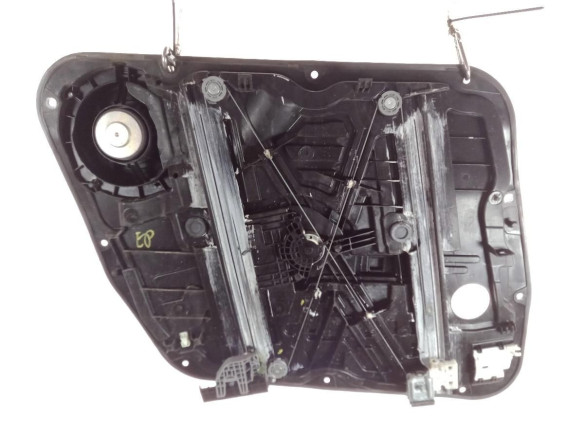 82460F1020 ELEVALUNAS PUERTA LAT DEL DER KIA SPORTAGE (QL) |Desguaces La Cabaña